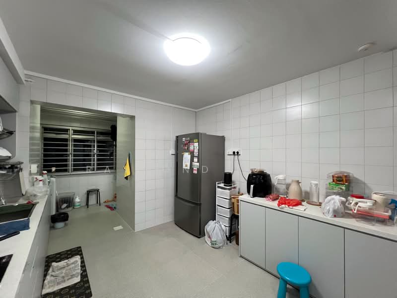 234 Bishan Street 22, 234 Bishan Street 22, 3 Bedrooms, 1,140 sqft, HDB Flat For Sale, by Raymond Tung, 500103723 - Kitchen - PropertyGuru.com.sg