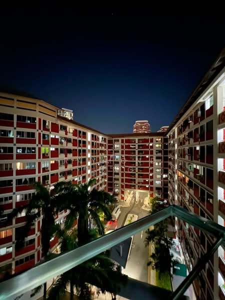 234 Bishan Street 22, 234 Bishan Street 22, 3 Bedrooms, 1,140 sqft, HDB Flat For Sale, by Raymond Tung, 500103723 - Kitchen Window View - PropertyGuru.com.sg