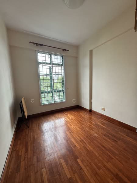 Hillview Heights, 29A Hillview Avenue, 2 Bedrooms, 958 sqft, Condominium For Sale, by Greg Chan, 500103743 - Second Bedroom - PropertyGuru.com.sg