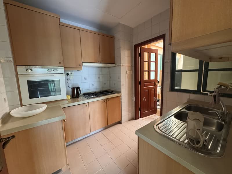 Hillview Heights, 29A Hillview Avenue, 2 Bedrooms, 958 sqft, Condominium For Sale, by Greg Chan, 500103743 - Kitchen  - PropertyGuru.com.sg