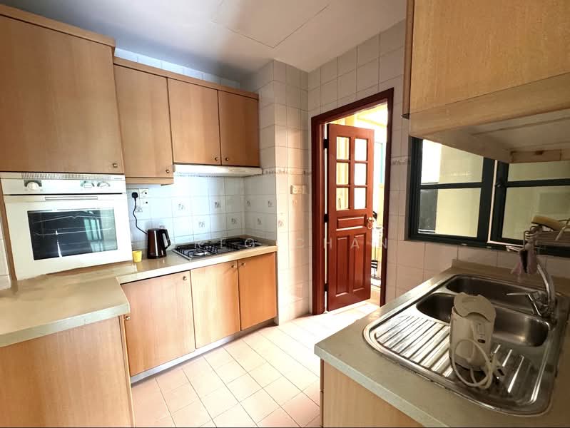 Hillview Heights, 29A Hillview Avenue, 2 Bedrooms, 958 sqft, Condominium For Sale, by Greg Chan, 500103743 - Kitchen - PropertyGuru.com.sg