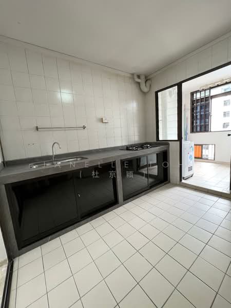 920 Hougang Street 91, 920 Hougang Street 91, 3 Bedrooms, 1,076 sqft, HDB Flat For Rent, by Janelle Toh (杜京穎), 500103747 - Kitchen - PropertyGuru.com.sg