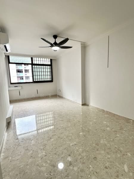 920 Hougang Street 91, 920 Hougang Street 91, 3 Bedrooms, 1,076 sqft, HDB Flat For Rent, by Janelle Toh (杜京穎), 500103747 - Master Bedroom - PropertyGuru.com.sg