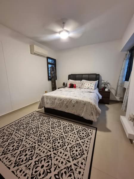 276B Jurong West Avenue 3, 276B Jurong West Avenue 3, 3 Bedrooms, 1,195 sqft, HDB Flat For Sale, by Suriani Mansoor, 500103752 - Bedroom - PropertyGuru.com.sg