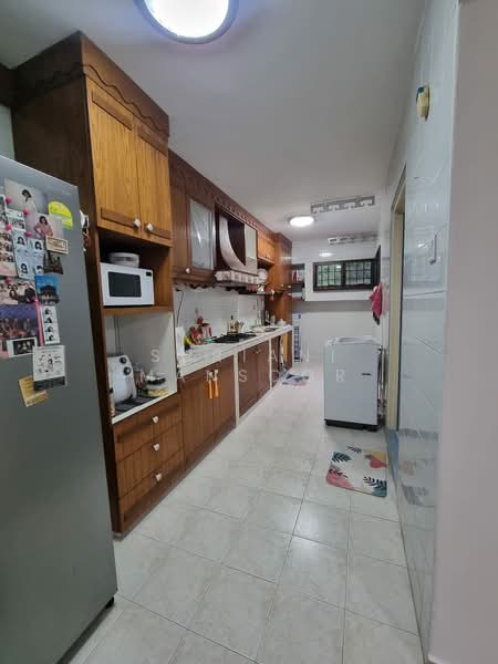 276B Jurong West Avenue 3, 276B Jurong West Avenue 3, 3 Bedrooms, 1,195 sqft, HDB Flat For Sale, by Suriani Mansoor, 500103752 - Kitchen - PropertyGuru.com.sg