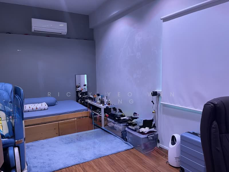 Charlton Park, Jalan Lepas, 6 Bedrooms, 2,600 sqft, Terraced House For Sale, by Ricky Yeo Wen Kiang, 500103760 - Bedroom - PropertyGuru.com.sg