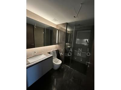 For Rent - Parc Esta