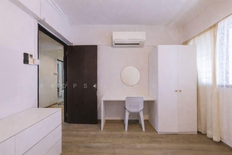 408 Jurong West Street 42, 408 Jurong West Street 42, 3 Bedrooms, 1,496 sqft, HDB Flat For Sale, by KOH YONG JIAN, 500103769 - Bedroom - PropertyGuru.com.sg