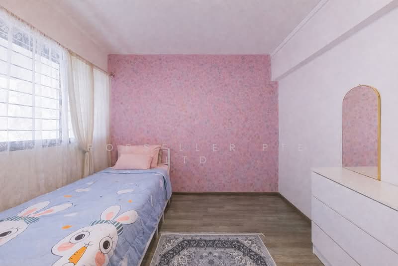 408 Jurong West Street 42, 408 Jurong West Street 42, 3 Bedrooms, 1,496 sqft, HDB Flat For Sale, by KOH YONG JIAN, 500103769 - Bedroom - PropertyGuru.com.sg