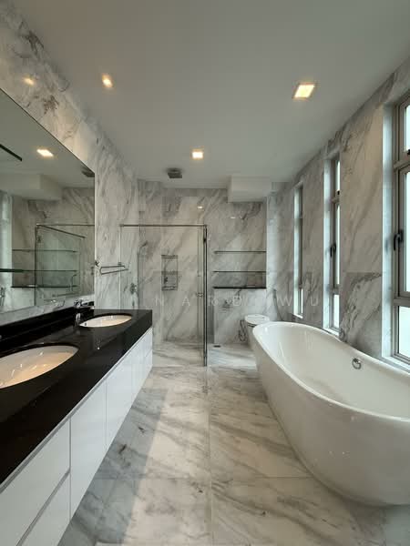 Oxley Road / Orchard Road, Oxley Road, 7 Bedrooms, 5,800 sqft, Bungalow House For Sale, by Bernard Wu, 500103789 - Bathroom - PropertyGuru.com.sg