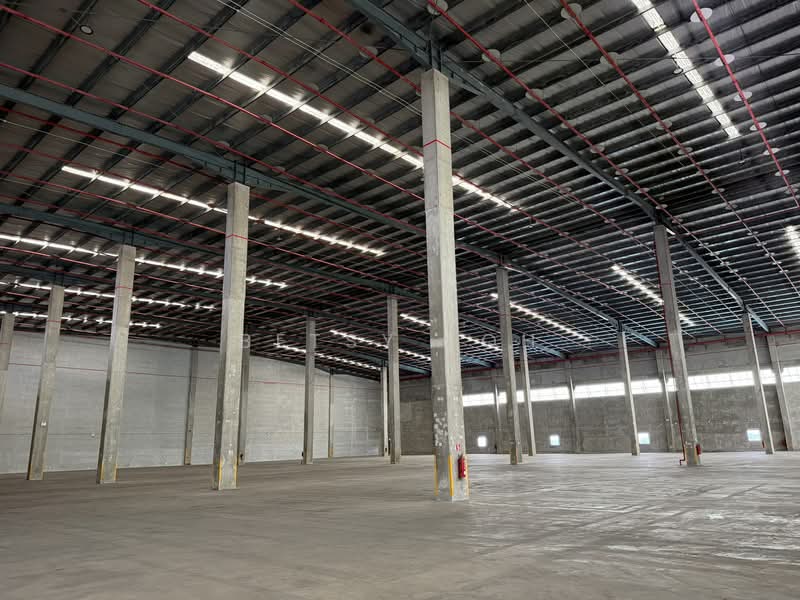 High Ceiling 12m, Floor Loading 20Kn/m2 Warehouse, , 96,000 sqft, Warehouse For Rent, by Betsy Loh, 500103807 - Interior - CommercialGuru.com.sg