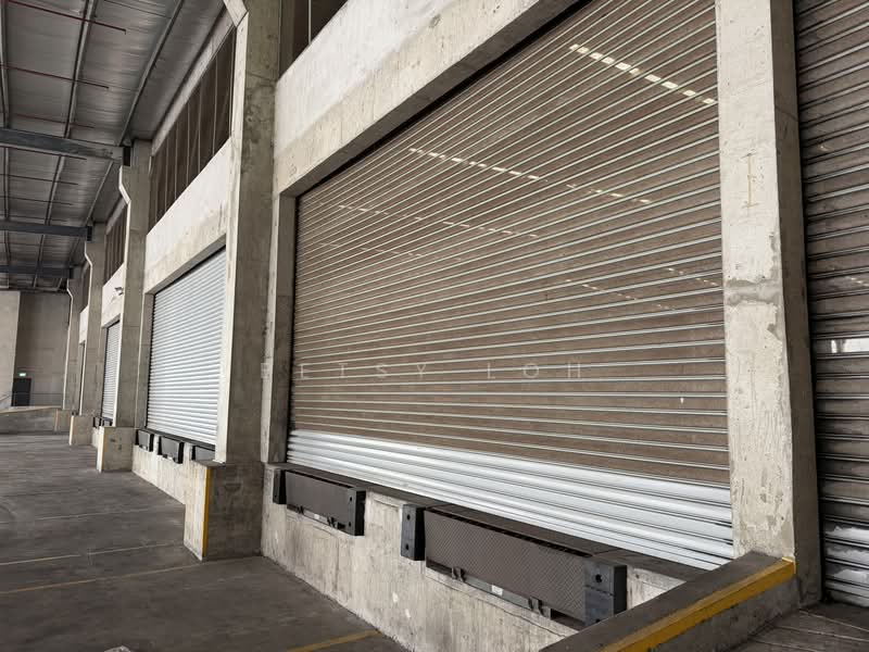 High Ceiling 12m, Floor Loading 20Kn/m2 Warehouse, , 96,000 sqft, Warehouse For Rent, by Betsy Loh, 500103807 - Exterior - CommercialGuru.com.sg