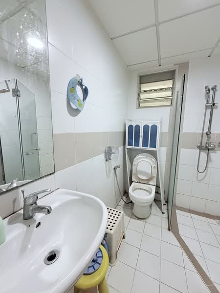 301A Punggol Central, 301A Punggol Central, 3 Bedrooms, 1,001 sqft, HDB Flat For Rent, by Victor Ho, 500103809 - Bathroom - PropertyGuru.com.sg