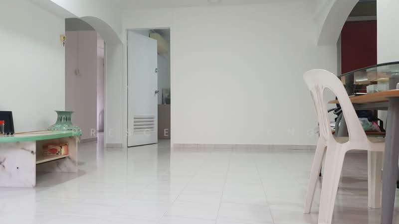 187 Bukit Batok West Avenue 6, 187 Bukit Batok West Avenue 6, 3 Bedrooms, 1,130 sqft, HDB Flat For Sale, by Prescealla Ong, 500103815 - Living Room - PropertyGuru.com.sg