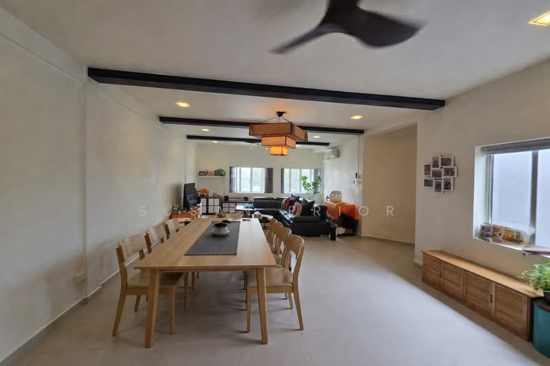 Larger Tiong Bahru HUGE Living, Nearby Tiong Bahru Road, 2 Bedrooms, 1,275 sqft, Conservation House For Rent, by Susan Prior, 500103819 - Living Room - PropertyGuru.com.sg