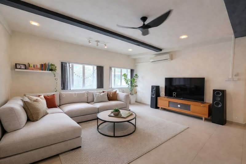 Larger Tiong Bahru HUGE Living, Nearby Tiong Bahru Road, 2 Bedrooms, 1,275 sqft, Conservation House For Rent, by Susan Prior, 500103819 - Living Room - PropertyGuru.com.sg