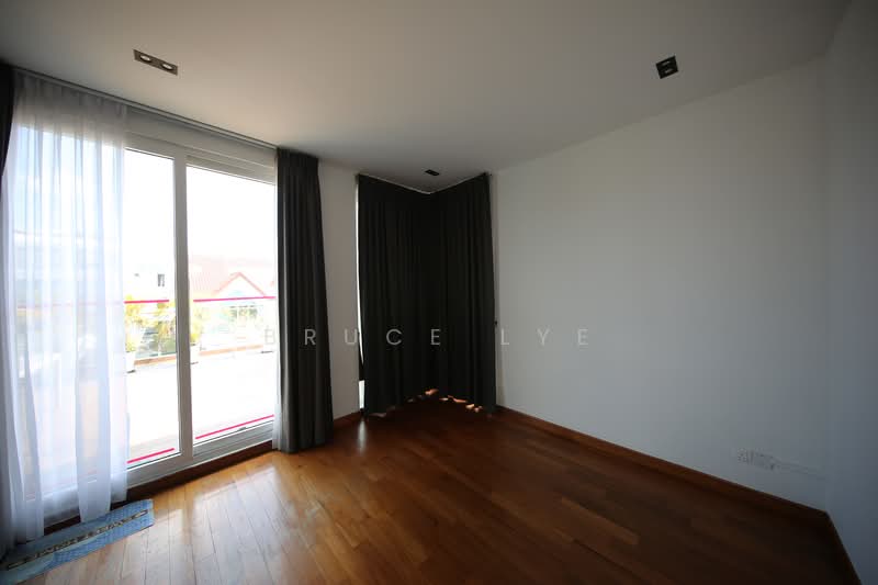 ⭐️ Modern Bungalow look-alike Semi-Detached in the ❤️ Heart of Greenleaf Vicinity!, Greenleaf Vicinity, 5 Bedrooms, 4,600 sqft, Semi-Detached House For Sale, by Bruce Lye, 500103820 - Interior - PropertyGuru.com.sg