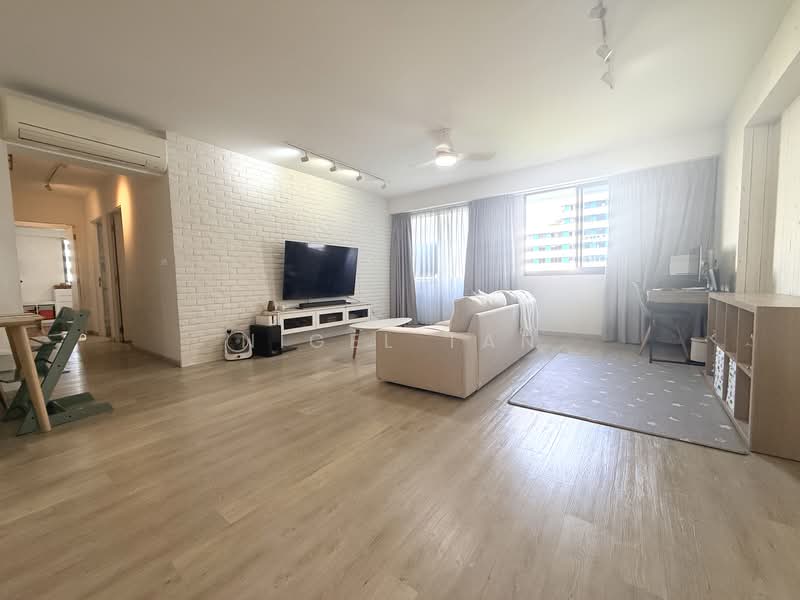 310A Punggol Walk, 310A Punggol Walk, 3 Bedrooms, 1,206 sqft, HDB Flat For Sale, by Nigel Tan, 500103825 - Living Room - PropertyGuru.com.sg