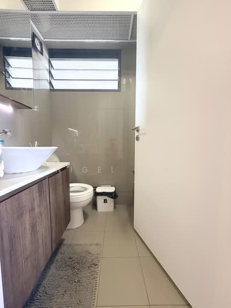 310A Punggol Walk, 310A Punggol Walk, 3 Bedrooms, 1,206 sqft, HDB Flat For Sale, by Nigel Tan, 500103825 - Bathroom - PropertyGuru.com.sg