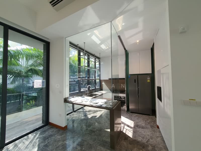 Alana, 202 Sunrise Terrace, 4 Bedrooms, 3,122 sqft, Terraced House For Sale, by Octavian ., 500103831 - Kitchen - PropertyGuru.com.sg