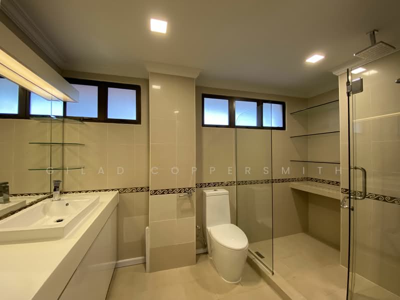 Parkway View, 39 Marine Parade Road, 4 Bedrooms, 3,572 sqft, Condominium For Rent, by Gilad Coppersmith, 500103834 - Bathroom - PropertyGuru.com.sg