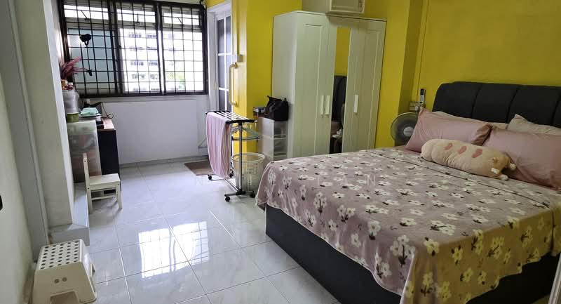 560 Pasir Ris Street 51, 560 Pasir Ris Street 51, 3 Bedrooms, 1,119 sqft, HDB Flat For Sale, by Angie Tan, 500103837 - Bedroom - PropertyGuru.com.sg