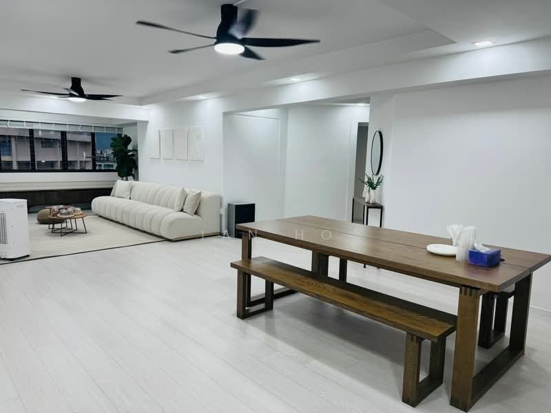 221 Yishun Street 21, 221 Yishun Street 21, Room Rental, 100 sqft, HDB Flat For Rent, by Ian Ho, 500103842 - Living Room - PropertyGuru.com.sg