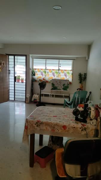 404 Pandan Gardens, 404 Pandan Gardens, 3 Bedrooms, 1,119 sqft, HDB Flat For Sale, by Adwin Liu, 500103848 - Living Room - PropertyGuru.com.sg
