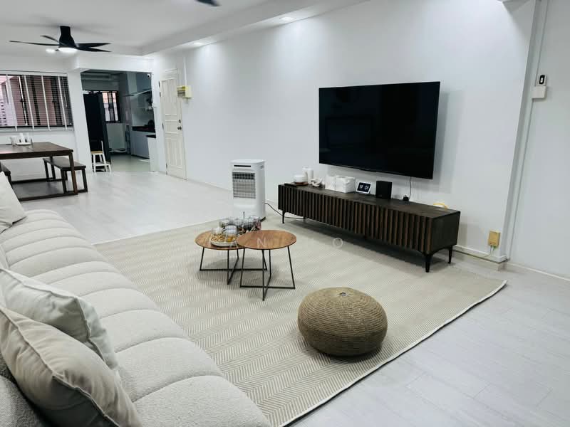 221 Yishun Street 21, 221 Yishun Street 21, Room Rental, 100 sqft, HDB Flat For Rent, by Ian Ho, 500103858 - Living Room - PropertyGuru.com.sg