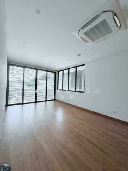 Brand new detached with pool, Seletar/ near Serangoon garden/ serangoon gardens/ near Thomson/ Cactus Crescent / Cactus Road / Seletar Garden / near Serangoon Garden / Seletar Hills / Seletar Hills Estate / Seletar Hills Drive / Seletar Park / Seletar estate, 6 Bedrooms, 5,854 sqft, Detached House For Rent, by Anthea Yeo 杨丽娇, 500103877 - Living Room - PropertyGuru.com.sg