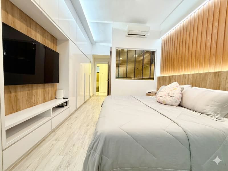 Regent Heights, 52 Bukit Batok East Avenue 5, 3 Bedrooms, 1,496 sqft, Condominium For Sale, by Nathan Wang, 500103878 - Bedroom - PropertyGuru.com.sg