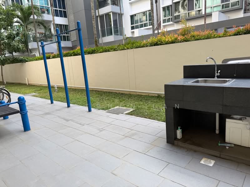 Ocean Front Suites, 173 Jalan Loyang Besar, 1 Bedroom, 560 sqft, Condominium For Sale, by Stephen Tan, 500103887 - Exterior - PropertyGuru.com.sg