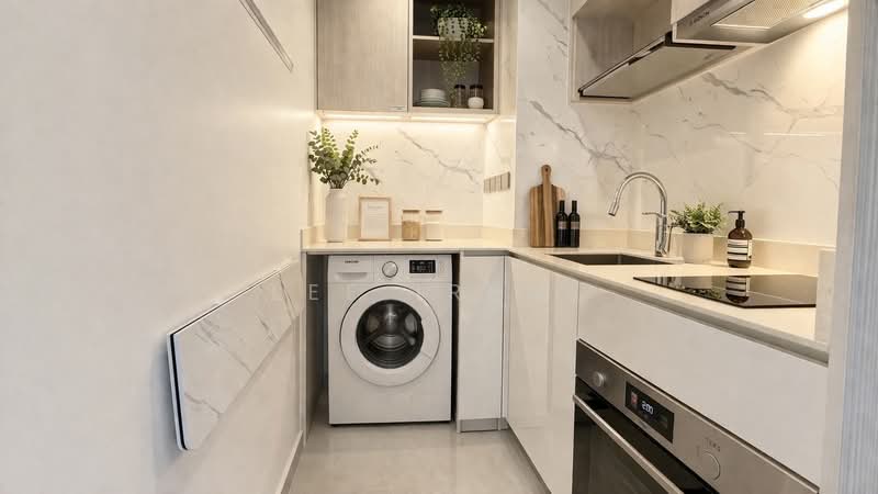 Whistler Grand, 109 West Coast Vale, 2 Bedrooms, 764 sqft, Condominium For Rent, by Lee Irene, 500103895 - Kitchen - PropertyGuru.com.sg