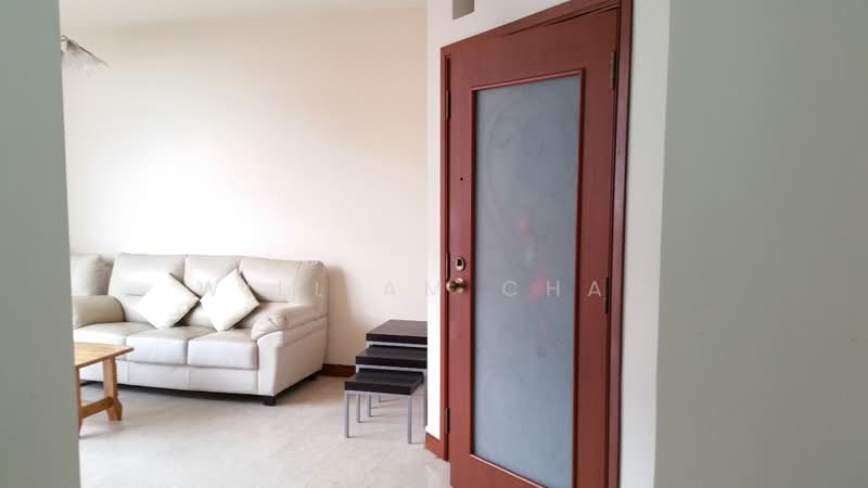 The Mayfair, 5 Jurong East Street 32, 2 Bedrooms, 893 sqft, Condominium For Rent, by William Chan, 500103896 - Living Room - PropertyGuru.com.sg