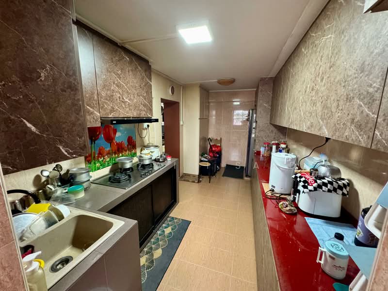 419 Woodlands Street 41, 419 Woodlands Street 41, 5 Bedrooms, 1,894 sqft, HDB Flat For Sale, by Mohd Zaini Sardek, 500103906 - Kitchen - PropertyGuru.com.sg