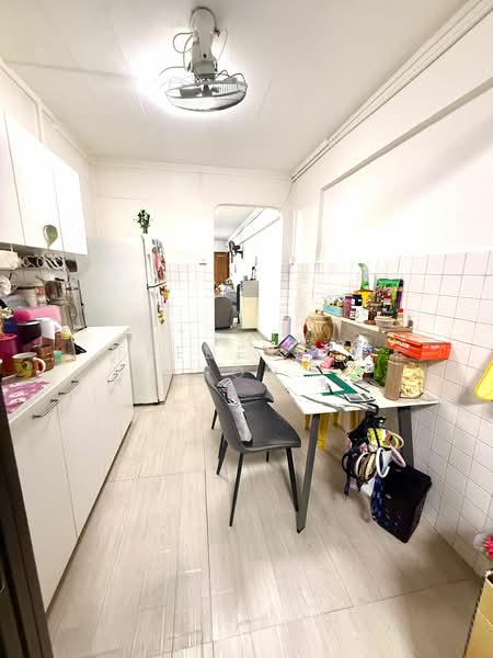 163 Bukit Batok Street 11, 163 Bukit Batok Street 11, 3 Bedrooms, 1,130 sqft, HDB Flat For Sale, by Frederick Foo, 500103907 - Kitchen - PropertyGuru.com.sg