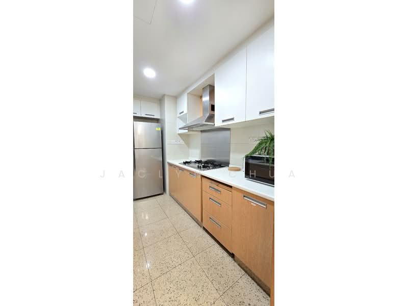 Blue Horizon, 21 West Coast Crescent, Room Rental, 80 sqft, Condominium For Rent, by Jaclyn Chua, 500103916 - Kitchen - PropertyGuru.com.sg