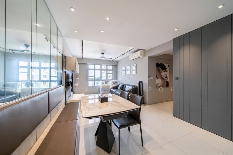 95C Henderson Road, 95C Henderson Road, 3 Bedrooms, 1,001 sqft, HDB Flat For Sale, by Jonathan Poh, 500103924 - Living Room - PropertyGuru.com.sg