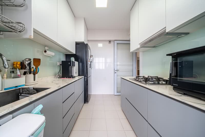 95C Henderson Road, 95C Henderson Road, 3 Bedrooms, 1,001 sqft, HDB Flat For Sale, by Jonathan Poh, 500103924 - Kitchen - PropertyGuru.com.sg