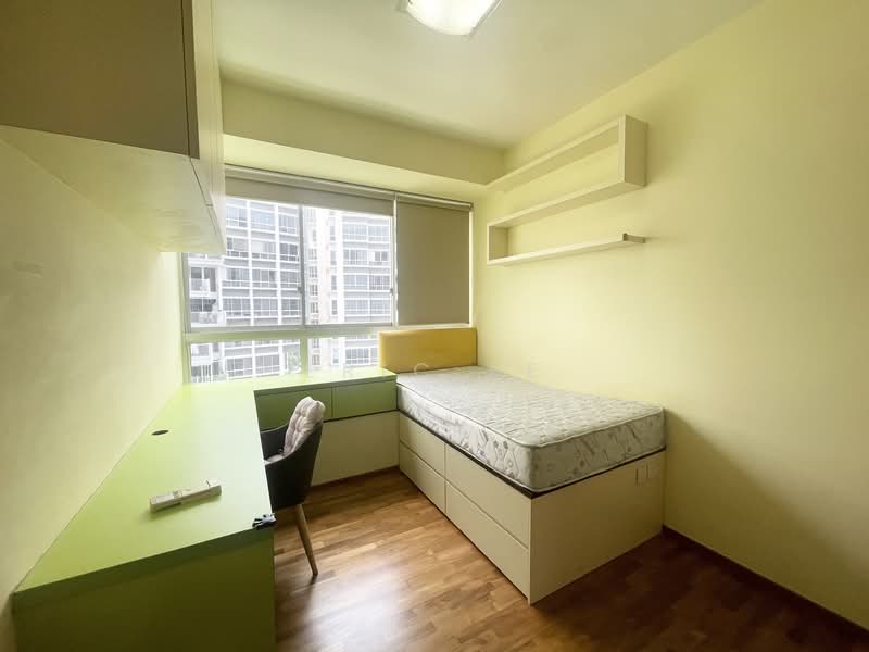 Oasis @ Elias, 60 - 72 Elias Road, 4 Bedrooms, 1,475 sqft, Condominium For Rent, by Eric Ee, 500103927 - Bedroom - PropertyGuru.com.sg