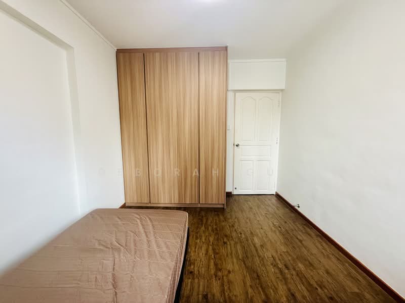 232 Bain Street, 232 Bain Street, 3 Bedrooms, 883 sqft, HDB Flat For Rent, by Deborah Guo, 500103953 - Bedroom - PropertyGuru.com.sg