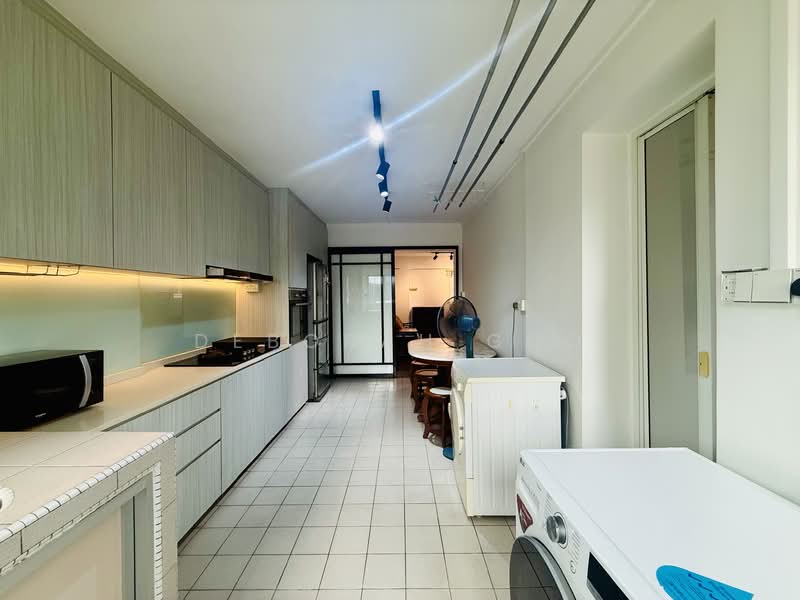 232 Bain Street, 232 Bain Street, 3 Bedrooms, 883 sqft, HDB Flat For Rent, by Deborah Guo, 500103953 - Kitchen - PropertyGuru.com.sg