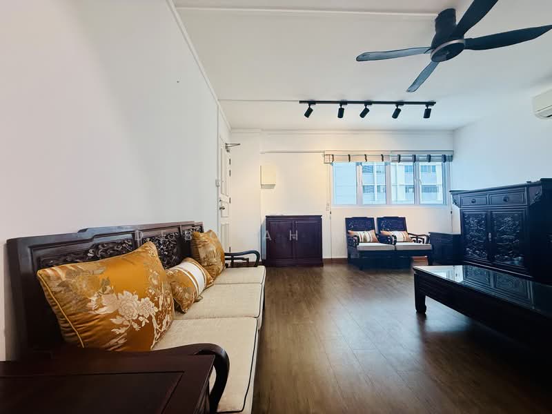 232 Bain Street, 232 Bain Street, 3 Bedrooms, 883 sqft, HDB Flat For Rent, by Deborah Guo, 500103953 - Living Room - PropertyGuru.com.sg