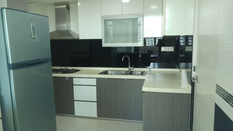 Compass Heights, 11 Sengkang Square, 3 Bedrooms, 1,292 sqft, Condominium For Sale, by Billy Chen, 500103956 - Kitchen - PropertyGuru.com.sg