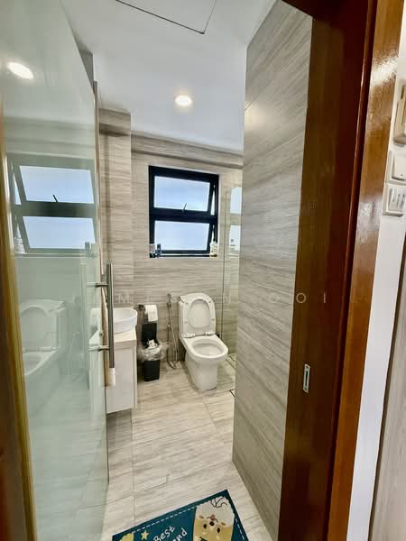 Gentle Villas, Gentle Drive, 5 Bedrooms, 3,959 sqft, Semi-Detached House For Sale, by Jameson Ooi, 500103959 - Bathroom - PropertyGuru.com.sg