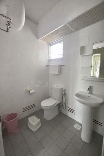 226C Sumang Lane, 226C Sumang Lane, 3 Bedrooms, 1,227 sqft, HDB Flat For Sale, by Sheila Wong, 500103968 - Bathroom - PropertyGuru.com.sg