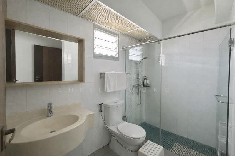 226C Sumang Lane, 226C Sumang Lane, 3 Bedrooms, 1,227 sqft, HDB Flat For Sale, by Sheila Wong, 500103968 - Bathroom - PropertyGuru.com.sg