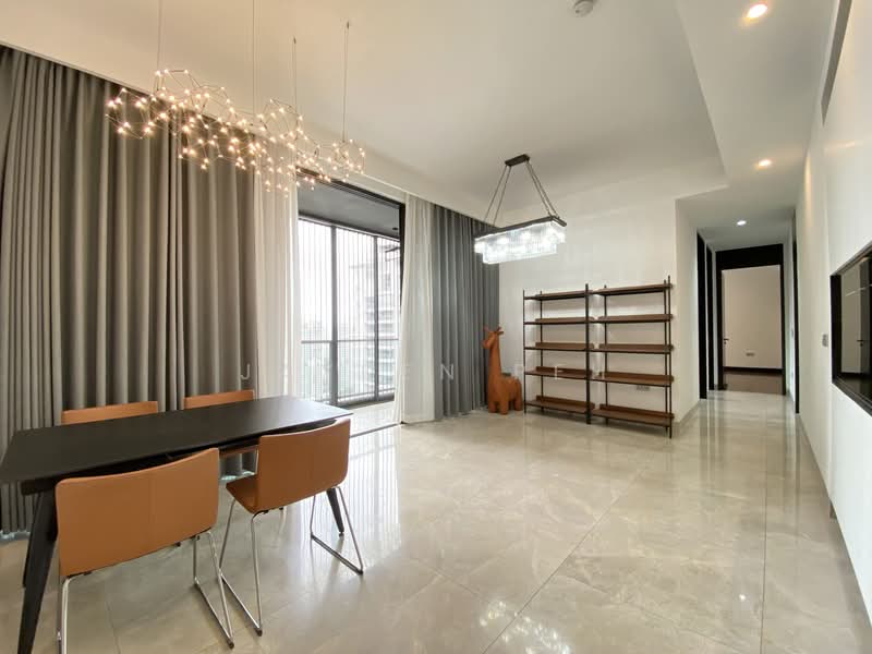 Martin Modern, 8 Martin Place, 3 Bedrooms, 1,087 sqft, Apartment For Sale, by Jayden Peh, 500103986 - Living Hall - PropertyGuru.com.sg