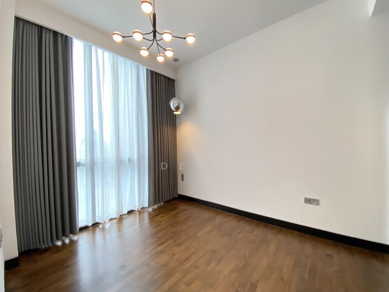 Martin Modern, 8 Martin Place, 3 Bedrooms, 1,087 sqft, Apartment For Sale, by Jayden Peh, 500103986 - Master Bedroom - PropertyGuru.com.sg