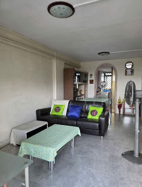 502 Bedok North Street 3, 502 Bedok North Street 3, 2 Bedrooms, 635 sqft, HDB Flat For Sale, by James Lee, 500104016 - Living Room - PropertyGuru.com.sg